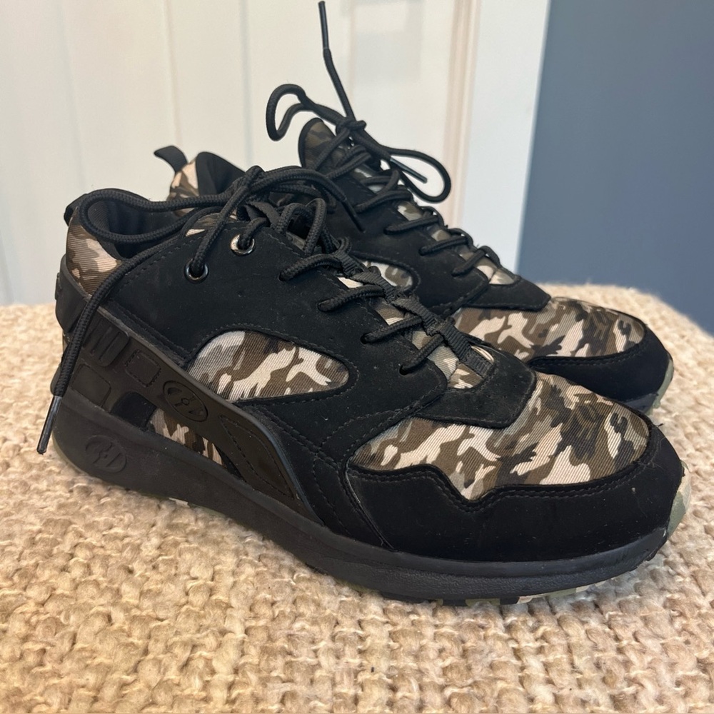 Heelys Skate Shoes For‎ Kids Force Size Youth 6 Black/Green Camo *No Wheels*